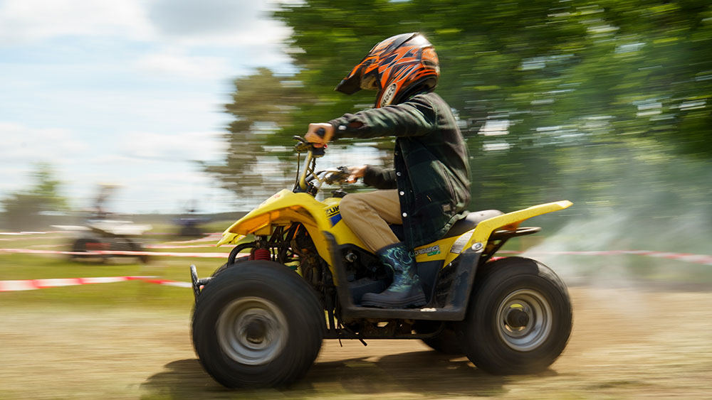 Mothor Männertag - Kind auf Quad