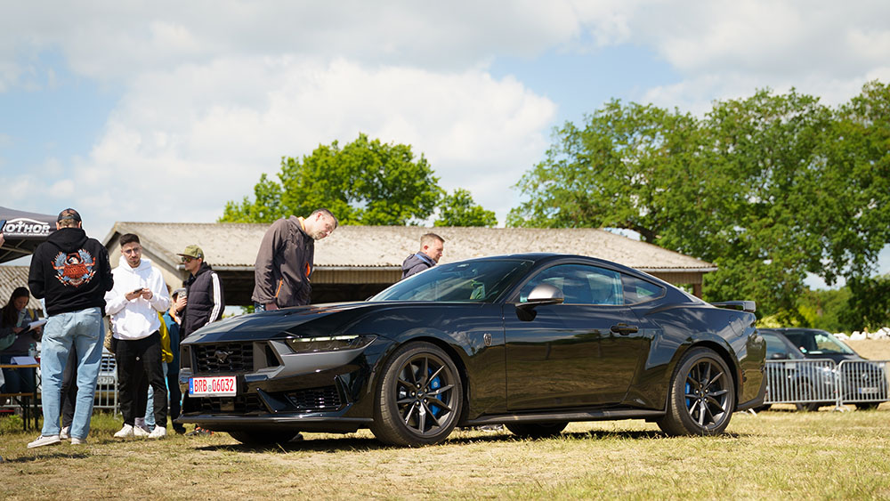 Mothor Männertag - Mustang Sportwagen