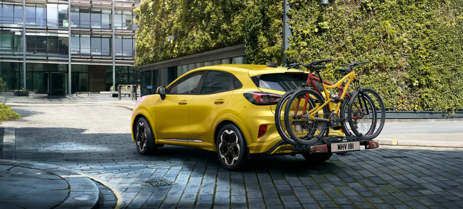 Der Ford Puma Gen-E - Fahrradträger am Heck - jetzt im Autocenter Mothor in Brandenburg kaufen oder leasen