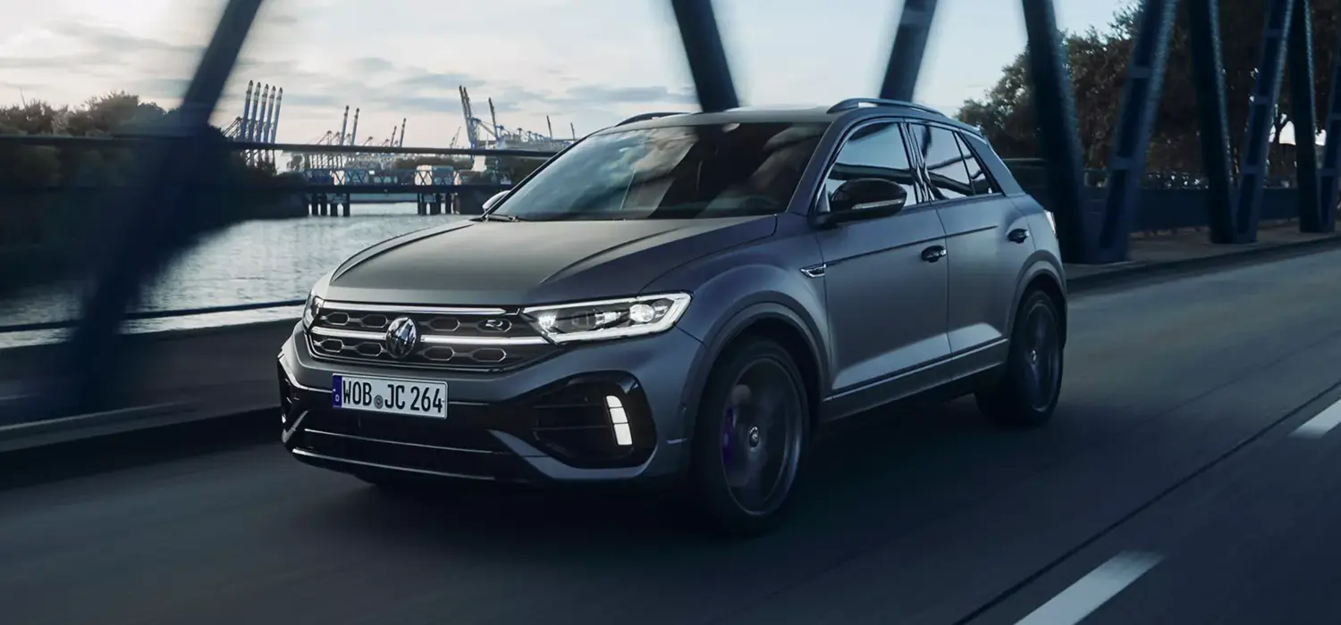 Der Volkswagen Tiguan - Weihnachtsangebot - Jetzt den Golf GTI bei deinem Volkswagen Autohaus Mothor in Brandenburg leasen