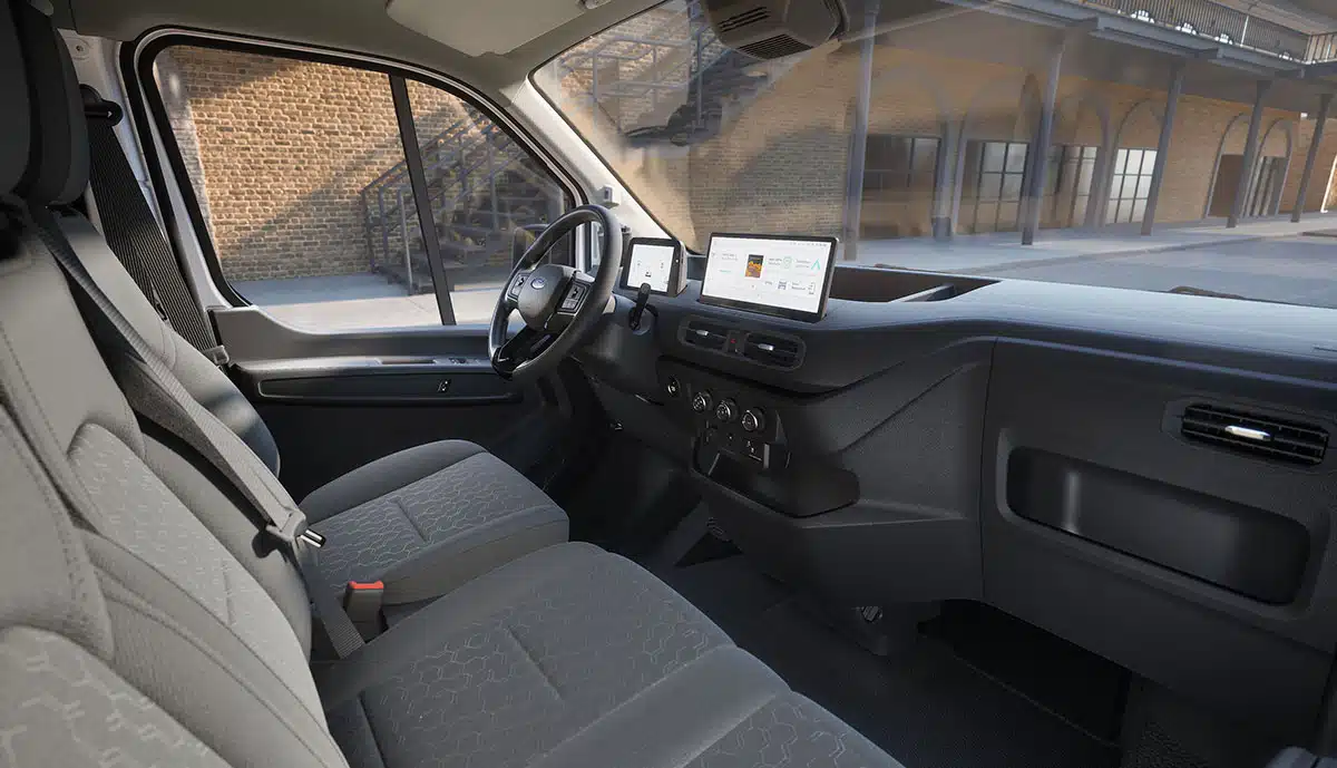 Ford Transit City Innenraum - im Autocenter Mothor in Gardelegen, Stendal und Brandenburg leasen, kaufen oder finanzieren